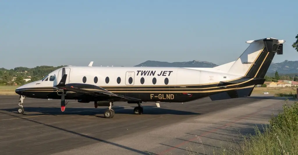 Twin Jet - T7