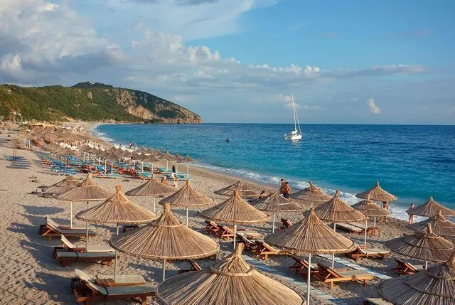Dhermi